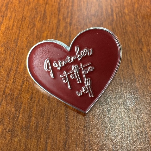 unbranded Jewelry - “I remember it all too well” Heart Pin - New